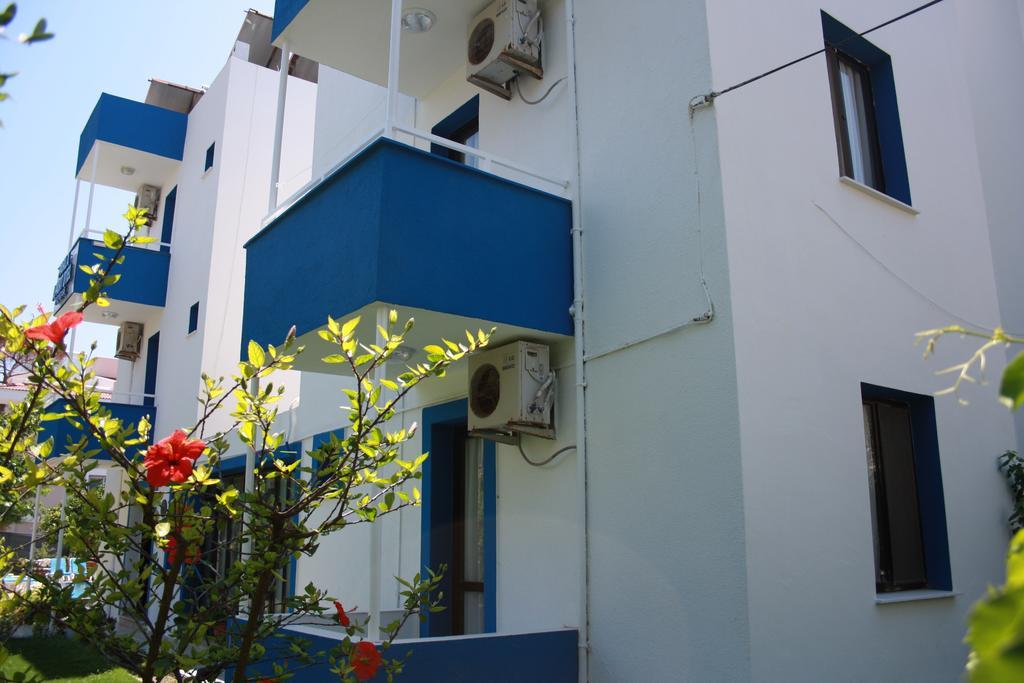 Parla Apart Hotel Çeşme Esterno foto