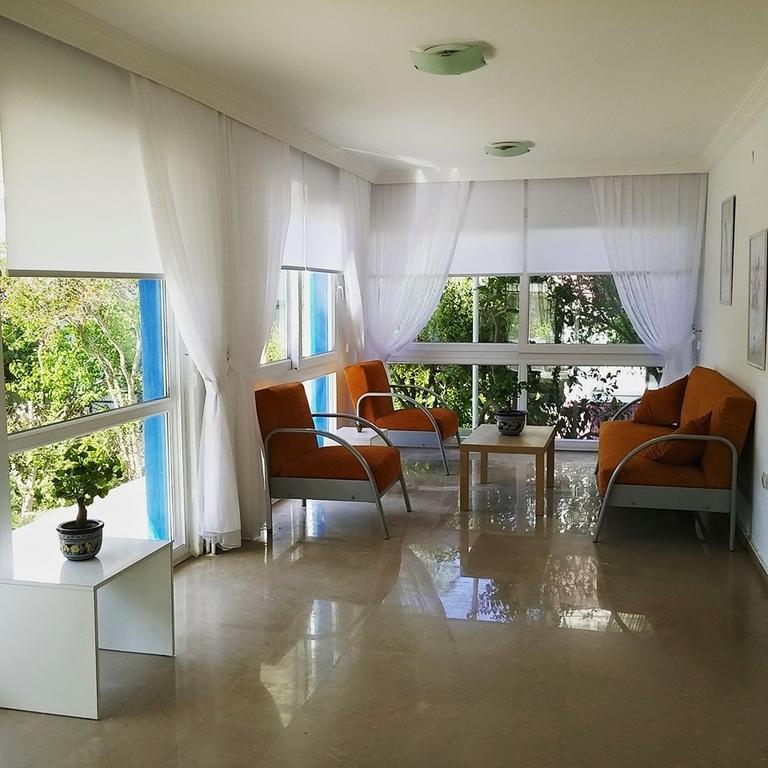 Parla Apart Hotel Çeşme Esterno foto