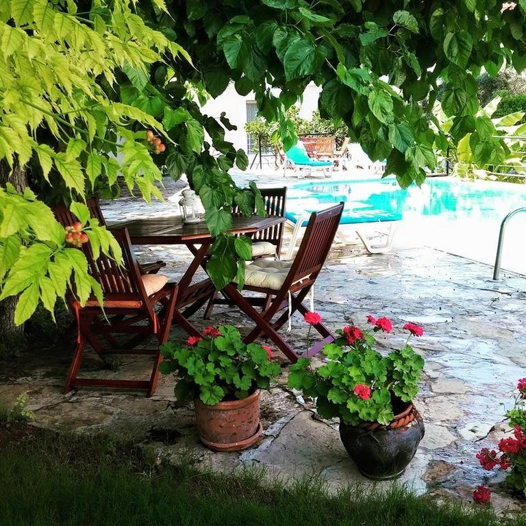 Parla Apart Hotel Çeşme Esterno foto