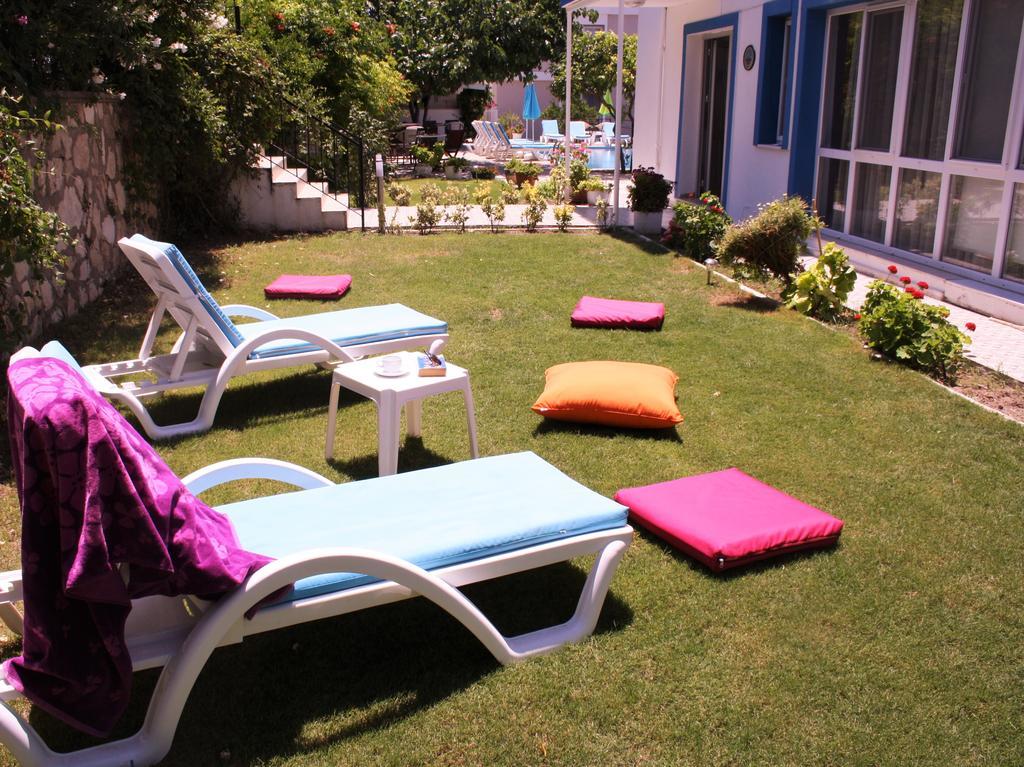 Parla Apart Hotel Çeşme Esterno foto
